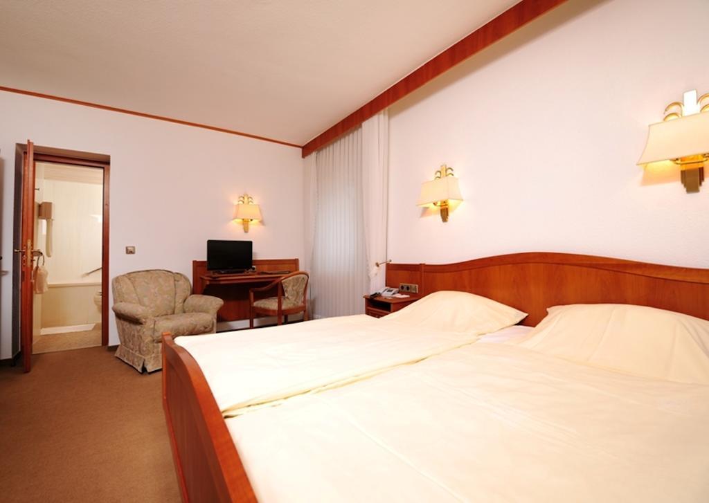 Hotel Alte Post Garni Ginsheim-Gustavsburg Cameră foto